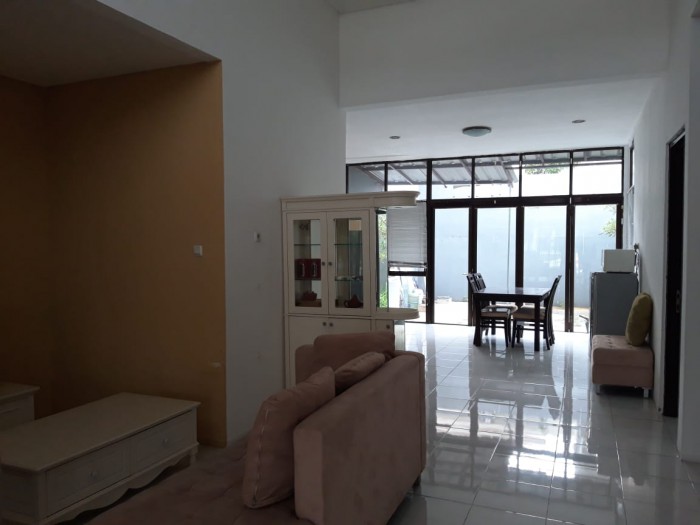 Rumah Dijual Fully Furnished di Cluster Elysium Lippo Cikarang